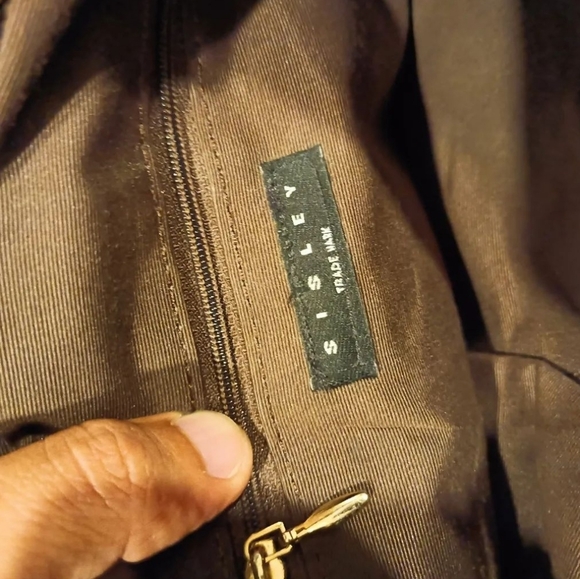 SOLD OUT 🎖🎖🎖🎖Sisley Paris Sling Bag - Picture 7 of 8